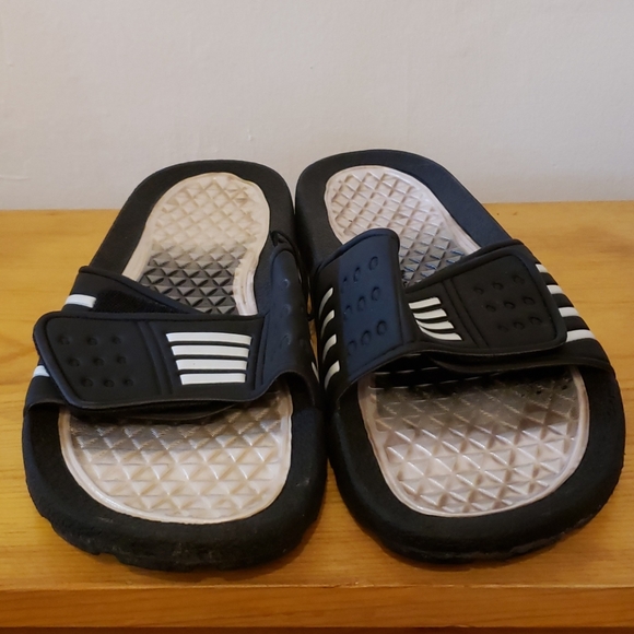 Mens Sandals - Picture 2 of 4